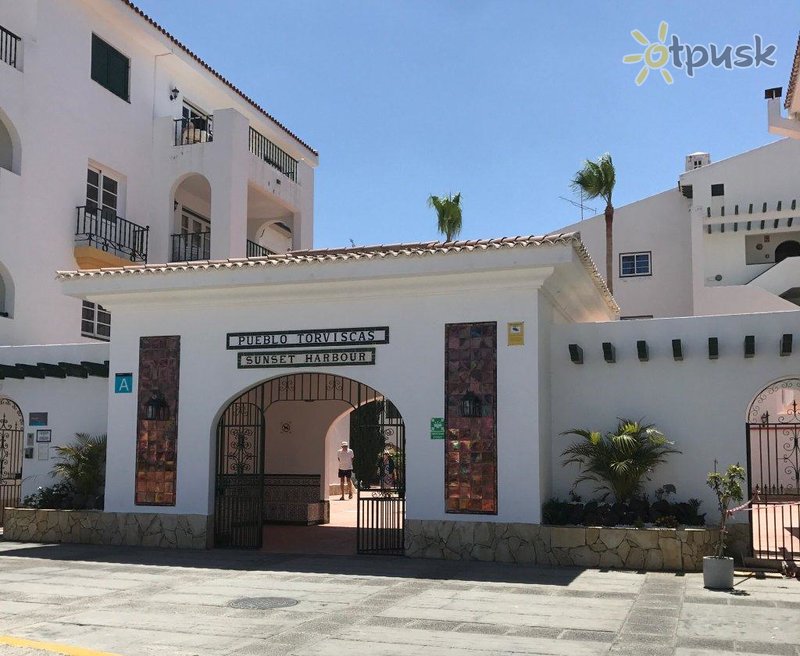 Фото отеля Pueblo Torviscas Apartments 3* о. Тенерифе (Канары) Испания экстерьер и бассейны