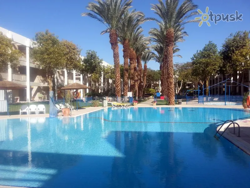 Фото отеля Amdar Holiday Apartments 3* Eilata Izraēla ārpuse un baseini