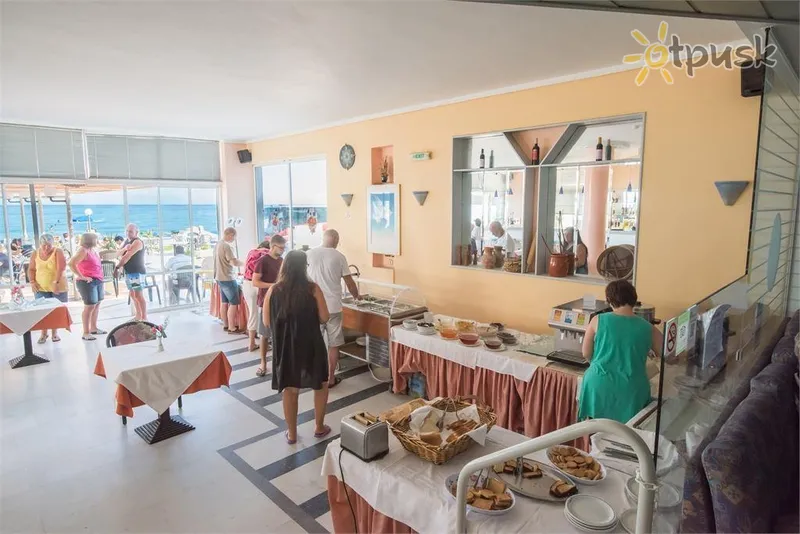 Фото отеля Flisvos Beach Hotel 2* о. Крит – Ретимно Греція бари та ресторани