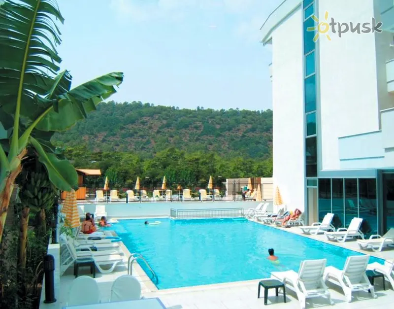 Фото отеля Infinity Hotel 3* Kemera Turcija ārpuse un baseini