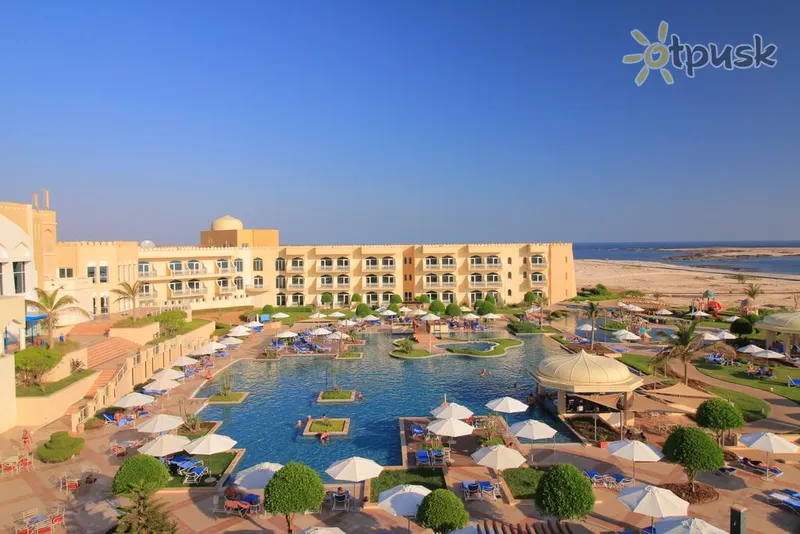 Фото отеля Kairaba Mirbat Resort 5* Salalah Omanas išorė ir baseinai