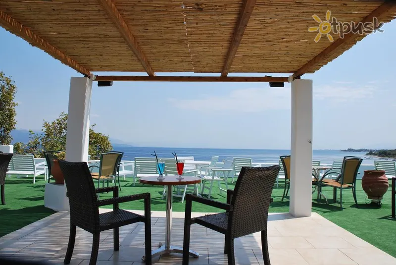 Фото отеля Kanelli Beach Hotel 3* Peloponesas Graikija išorė ir baseinai