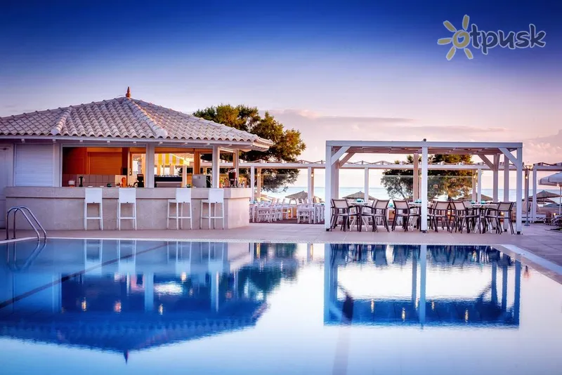 Фото отеля Neptuno Beach 4* Kreta – Heraklionas Graikija barai ir restoranai
