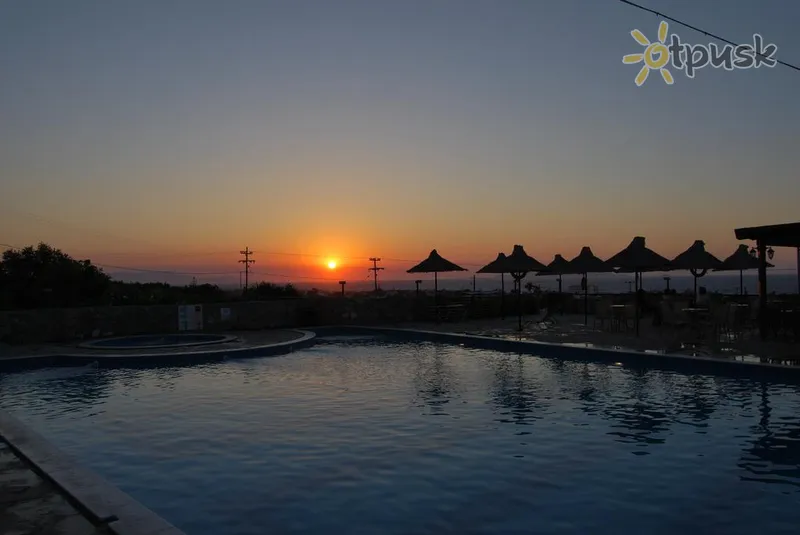 Фото отеля Ocean Heights View Hotel 4* о. Крит – Іракліон Греція екстер'єр та басейни