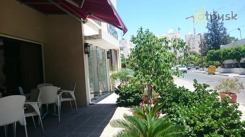 Фото отеля Lordos Hotel Apts 2* Лімассол Кіпр бари та ресторани
