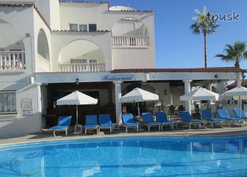 Фото отеля Paschalis Hotel Apts 3* Larnaka Kipra bāri un restorāni