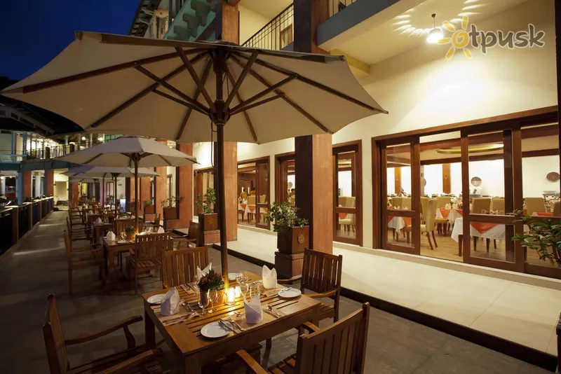 Фото отеля Amaya Hills 4* Kandijs Šrilanka bāri un restorāni