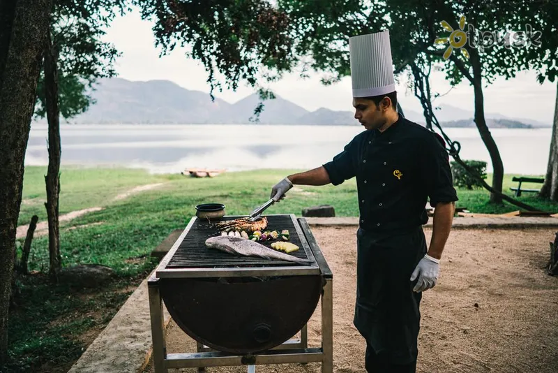 Фото отеля Amaya Lake Hotel 4* Dambulla Šrilanka bāri un restorāni
