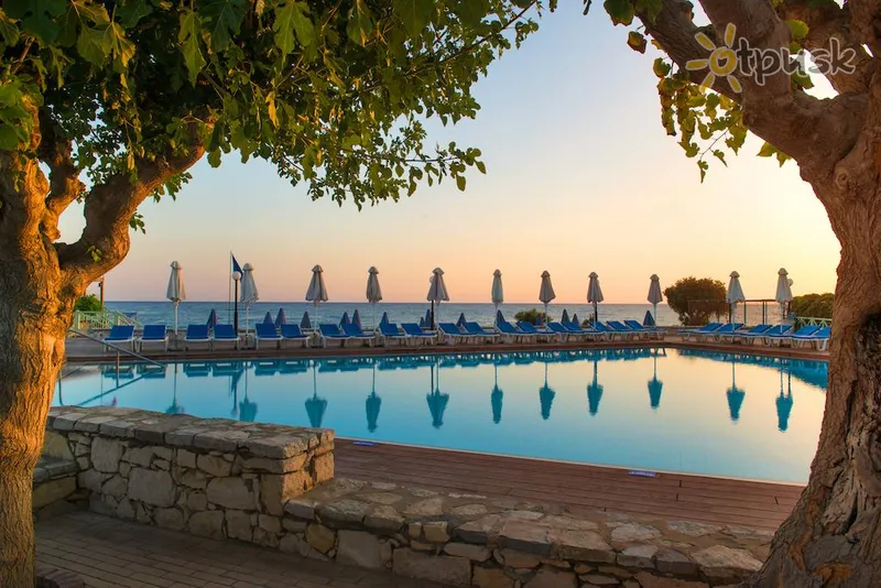 Фото отеля Silva Beach Hotel 4* Kreta – Heraklionas Graikija išorė ir baseinai
