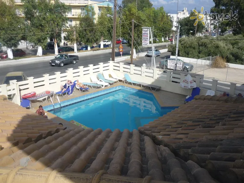 Фото отеля Simple Hersonissos Sun 2* Kreta – Heraklionas Graikija išorė ir baseinai