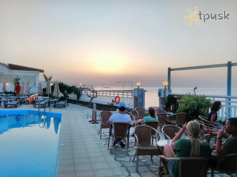 Фото отеля Sunset Beach 3* par. Krēta - Herakliona Grieķija bāri un restorāni