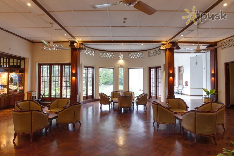 Фото отеля Suisse Hotel 4* Kandijs Šrilanka vestibils un interjers