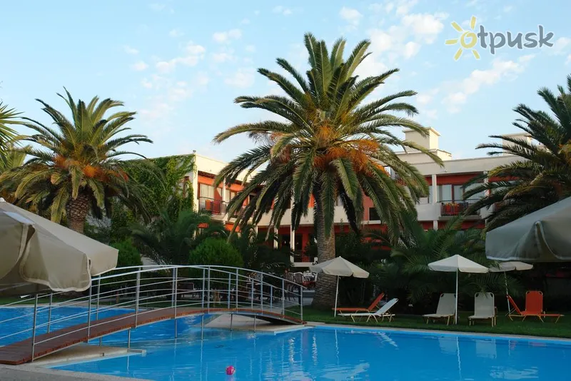 Фото отеля May Beach Hotel 4* Kreta – Retimnas Graikija išorė ir baseinai