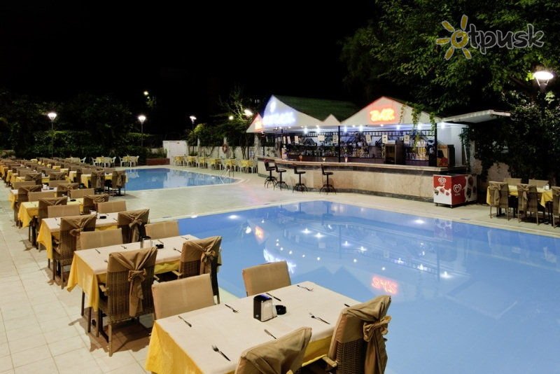 Фото отеля Bonapart Sealine Hotel 3* Алания Турция бары и рестораны