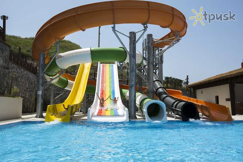 Фото отеля Ramada Resort by Wyndham Kusadasi & Golf 5* Кушадасы Турция аквапарк, горки