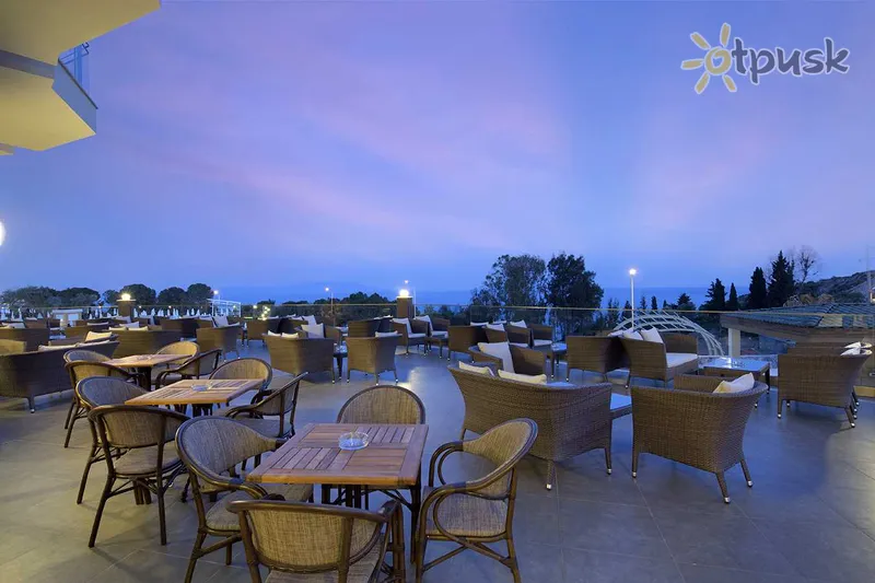 Фото отеля Ramada Resort by Wyndham Kusadasi & Golf 5* Kusadasi Turcija bāri un restorāni