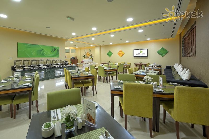 Фото отеля Al Khoory Hotel Apartments Al Barsha 4* Дубай ОАЭ бары и рестораны