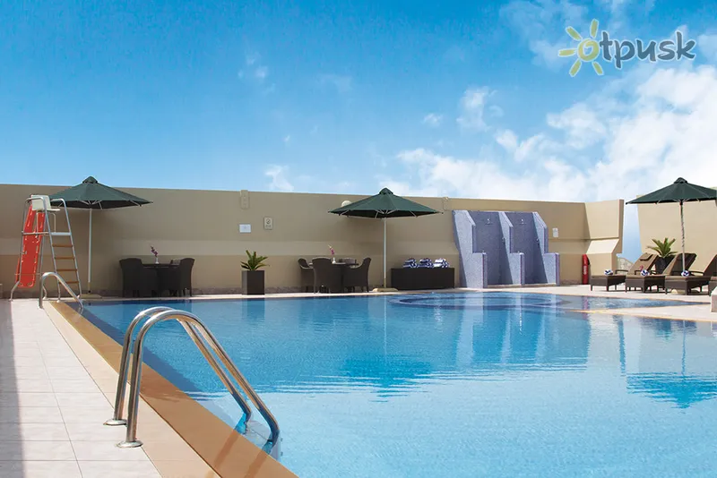 Фото отеля Al Khoory Hotel Apartments Al Barsha 4* Дубай ОАЕ екстер'єр та басейни