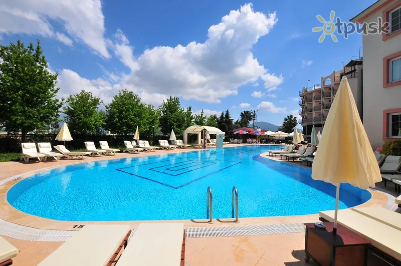 Фото отеля Pelin Hotel 3* Фетхие Турция экстерьер и бассейны