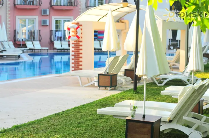 Фото отеля Pelin Hotel 3* Fethiye Turkija išorė ir baseinai