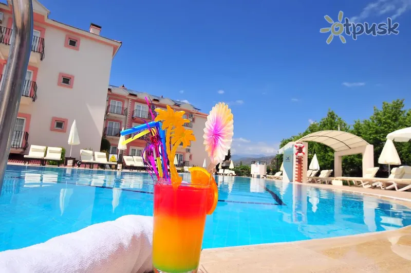 Фото отеля Pelin Hotel 3* Fethiye Turkija išorė ir baseinai