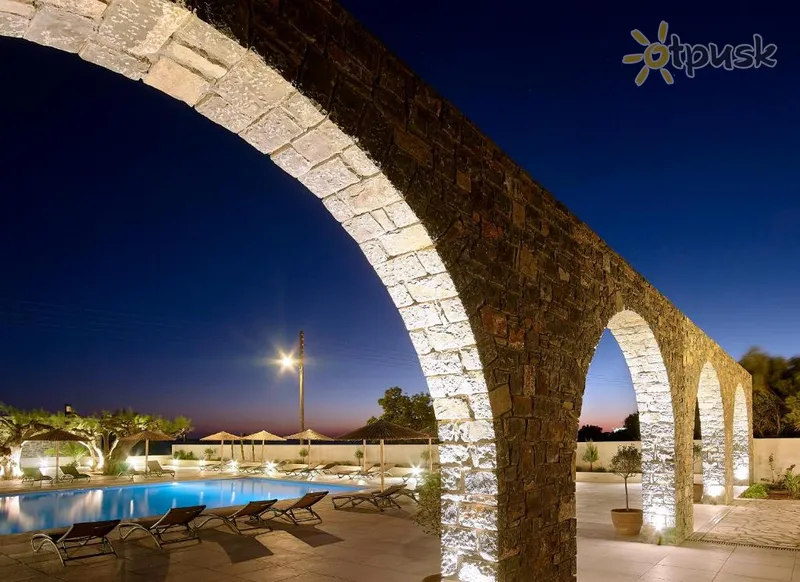 Фото отеля Coriva Beach Hotel 3* par. Krēta – Ierapetra Grieķija ārpuse un baseini