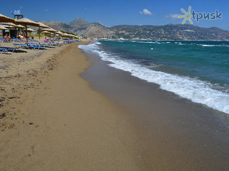 Фото отеля Sun Hotel 2* о. Крит – Іракліон Греція пляж