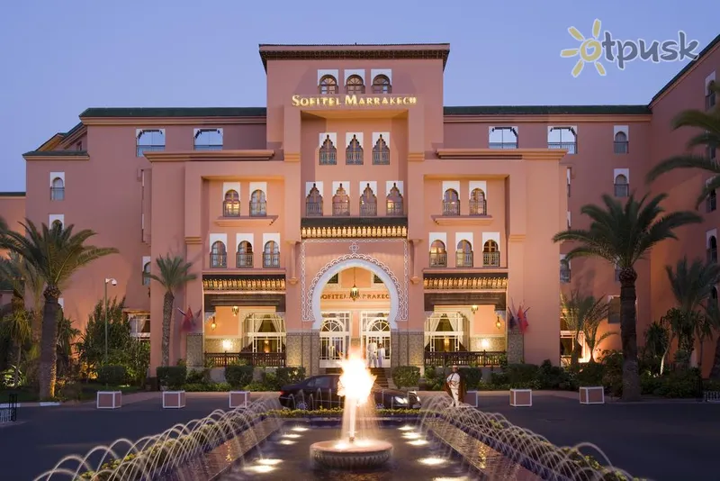 Фото отеля Sofitel Marrakech Palais Imperial 5* Марракеш Марокко экстерьер и бассейны