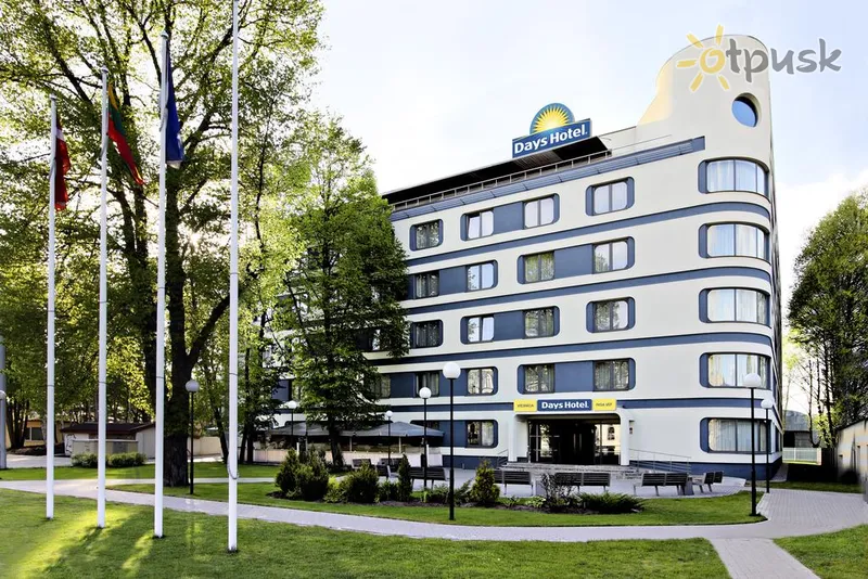 Фото отеля Days Hotel Riga VEF 3* Rīga Latvija ārpuse un baseini