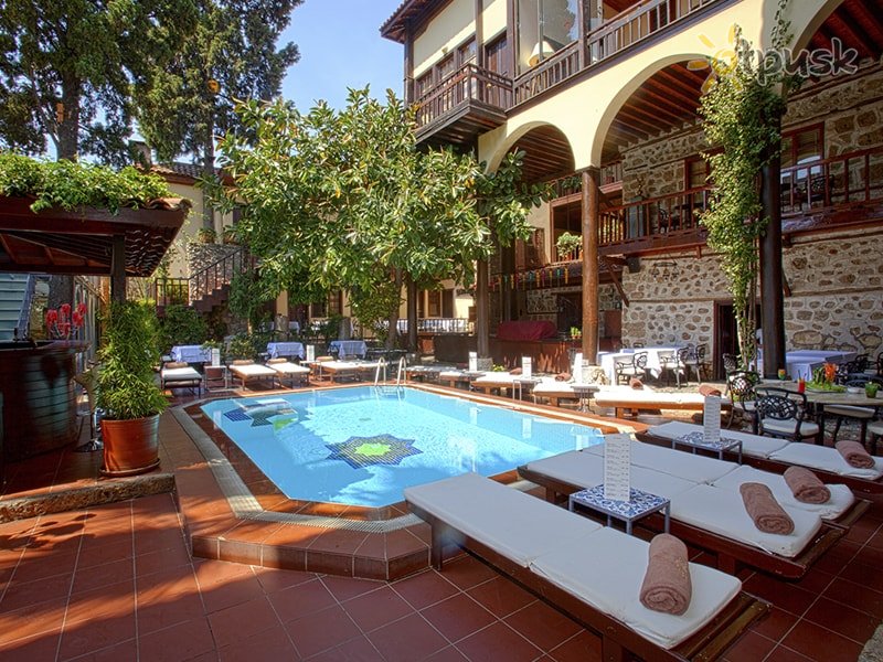 Фото отеля Alp Pasa Boutique Hotel 4* Анталия Турция экстерьер и бассейны