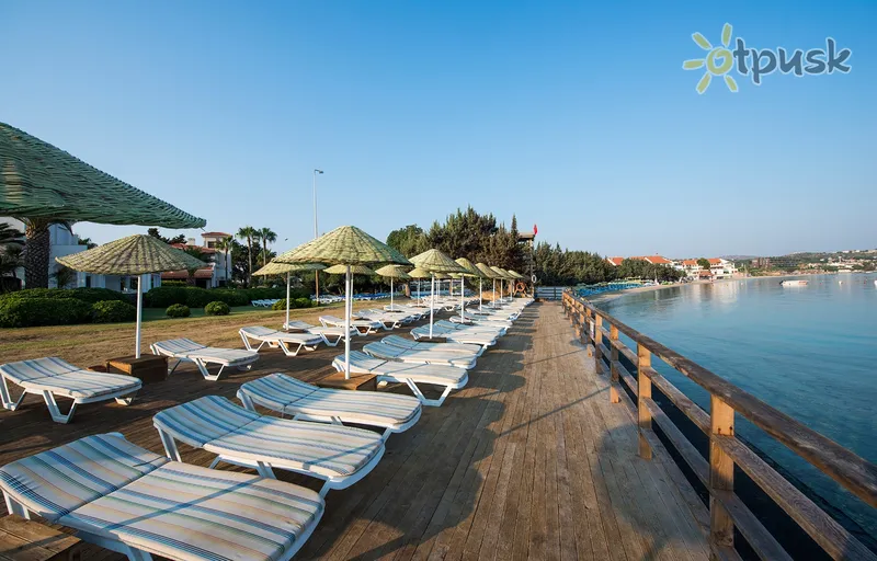Фото отеля Altin Yunus Resort & Thermal Hotel 5* Чешме Турция пляж