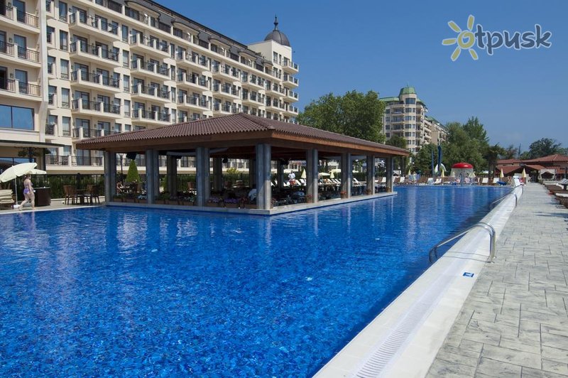 Фото отеля Admiral Hotel 5* Zelta smiltis Bulgārija ārpuse un baseini