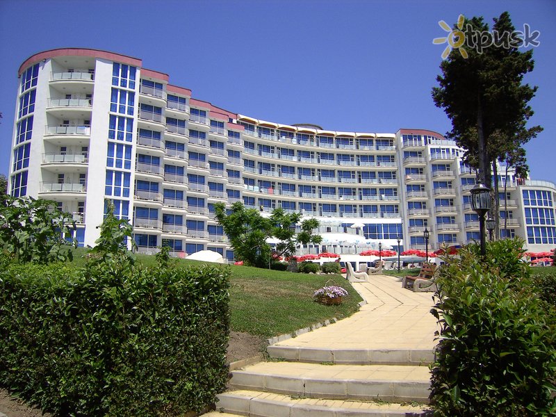 Фото отеля Aqua Azur Hotel 4* Св. Константин и Елена Болгария экстерьер и бассейны