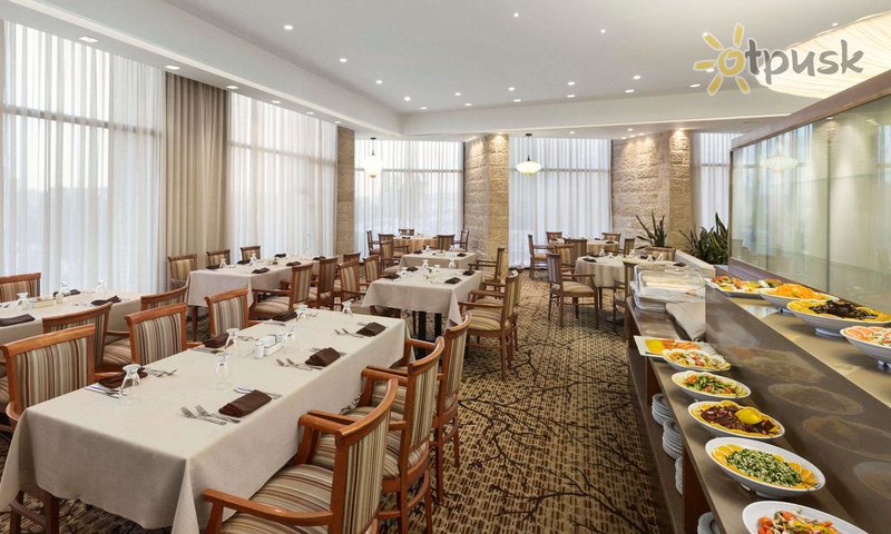 Фото отеля Ramada Hotel Jerusalem 5* Иерусалим Израиль бары и рестораны