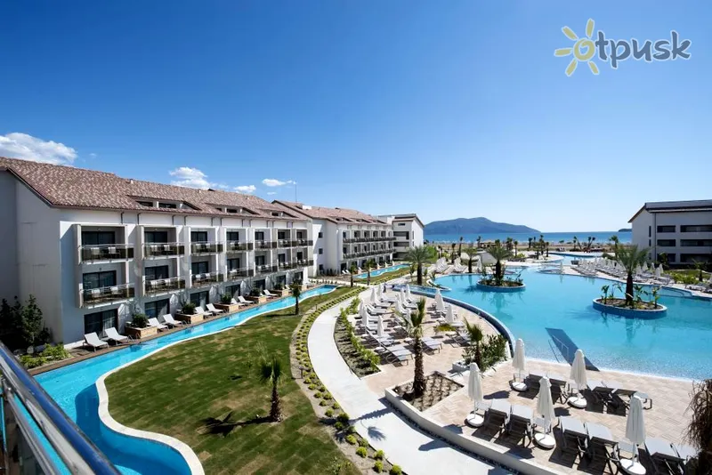 Фото отеля Akra Fethiye Tui Blue Sensatori 5* Фетхіє Туреччина екстер'єр та басейни