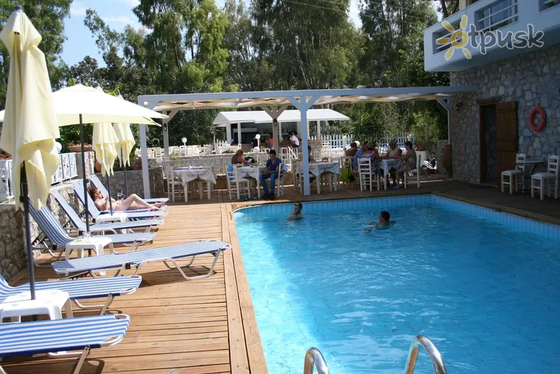 Фото отеля Naiades Almiros River Hotel 2* par. Krēta – Ajosnikolaosa Grieķija bāri un restorāni