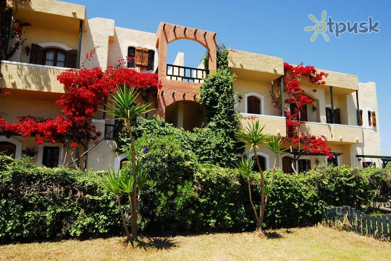 Фото отеля Malia Studios Apartments 2* о. Крит – Іракліон Греція екстер'єр та басейни