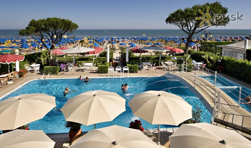 Фото отеля Ruhl Beach Hotel & Suites 3* Лидо Ди Езоло Италия экстерьер и бассейны