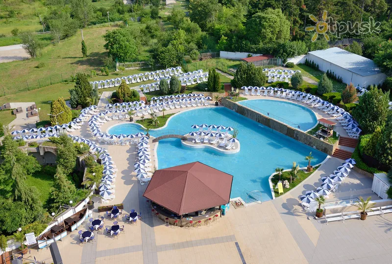 Фото отеля Augusta Spa Hotel 3* Hisar Bulgarija išorė ir baseinai