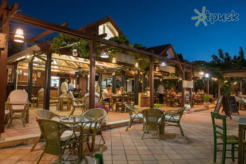 Фото отеля Kalypso Hotel Malia 3* о. Крит – Іракліон Греція бари та ресторани