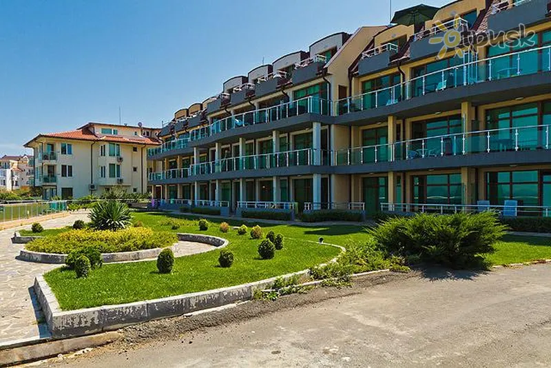 Фото отеля Black Sea Paradise 3* Созопіль Болгарія екстер'єр та басейни