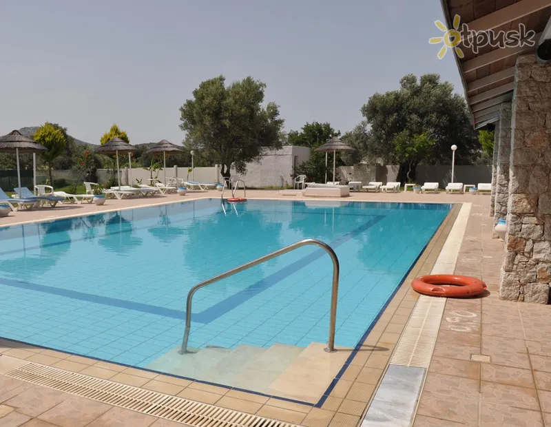 Фото отеля Evita Studios 3* Rodas Graikija išorė ir baseinai