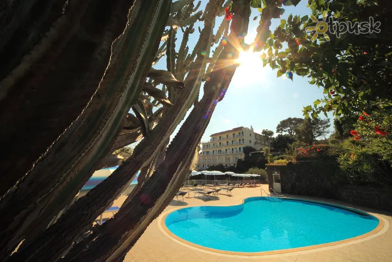 Фото отеля Hermitage & Park Terme Hotel 4* о. Іскья Італія екстер'єр та басейни