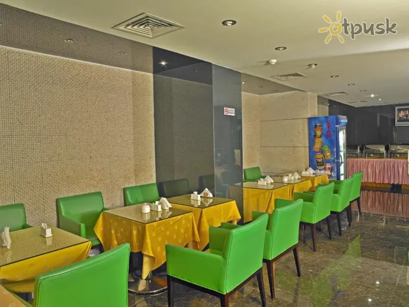Фото отеля Phoenicia Hotel 2* Дубай ОАЭ бары и рестораны