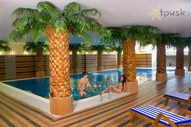Фото отеля Borovets Hills Spa & Resort 5* Боровець Болгарія екстер'єр та басейни
