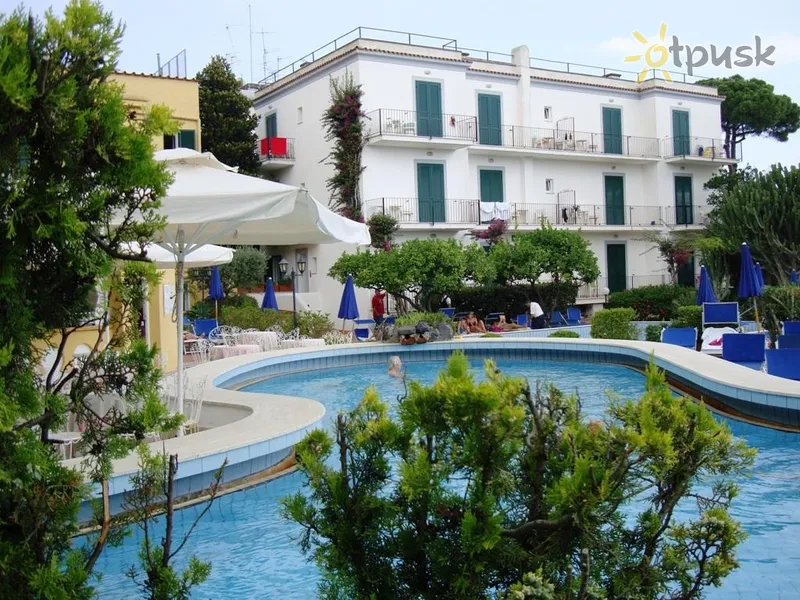 Фото отеля Royal Terme Hotel 4* о. Іскья Італія екстер'єр та басейни