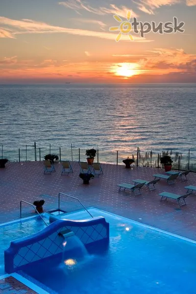 Фото отеля Albatros Hotel 3* о. Искья Италия экстерьер и бассейны