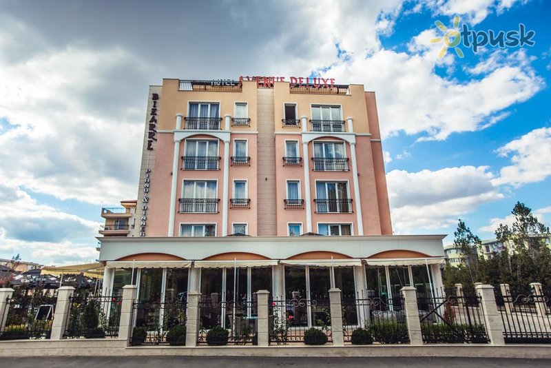 Фото отеля Avenue Deluxe ApartHotel 3* Солнечный берег Болгария экстерьер и бассейны