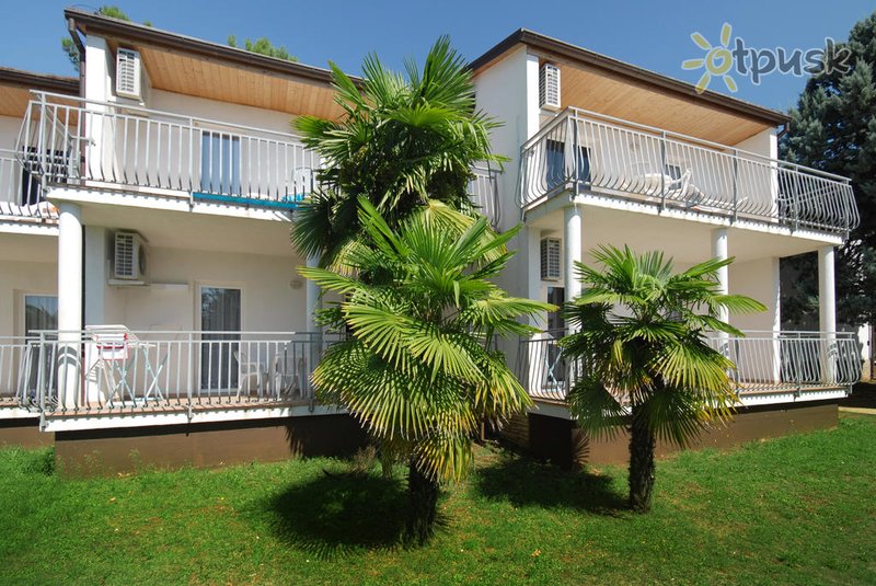 Фото отеля Ai Pini Resort 3* Медулин Хорватия экстерьер и бассейны