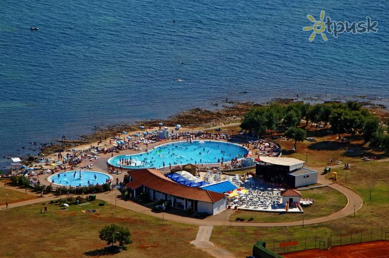 Фото отеля Apartments Polynesia Plava Laguna 3* Умаг Хорватія екстер'єр та басейни